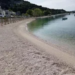 Cera * Omis