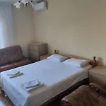Cera Apartment *