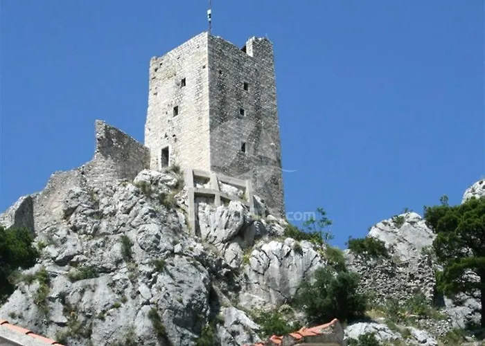 公寓 Cera 奥米什